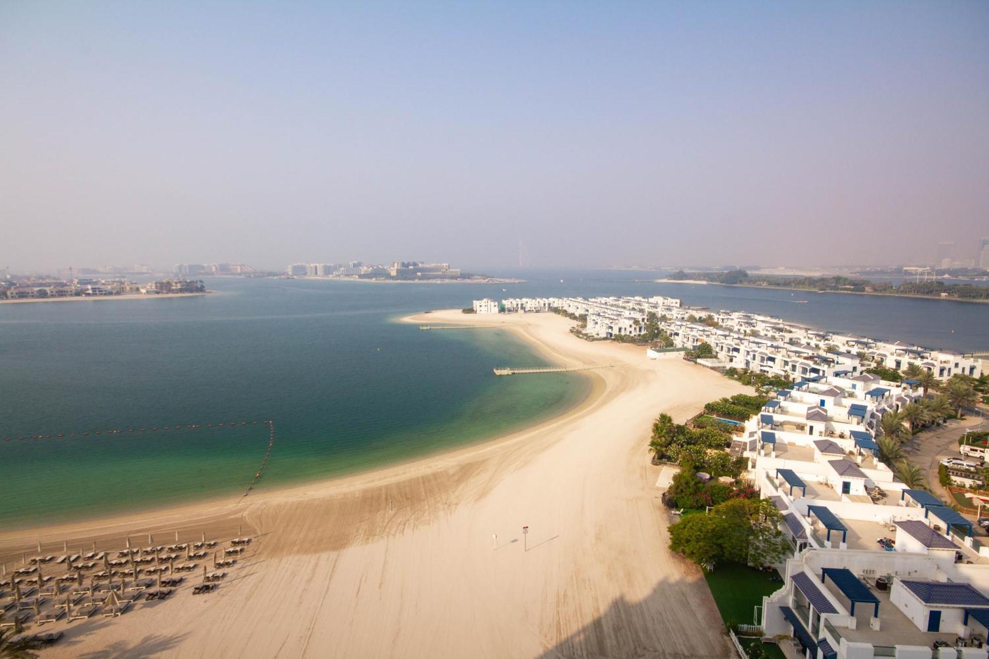 Bespoke Homes - Palm Jumeirah- 1 Bedroom Sea View With Pool & Access, Al Haseer Appartement *