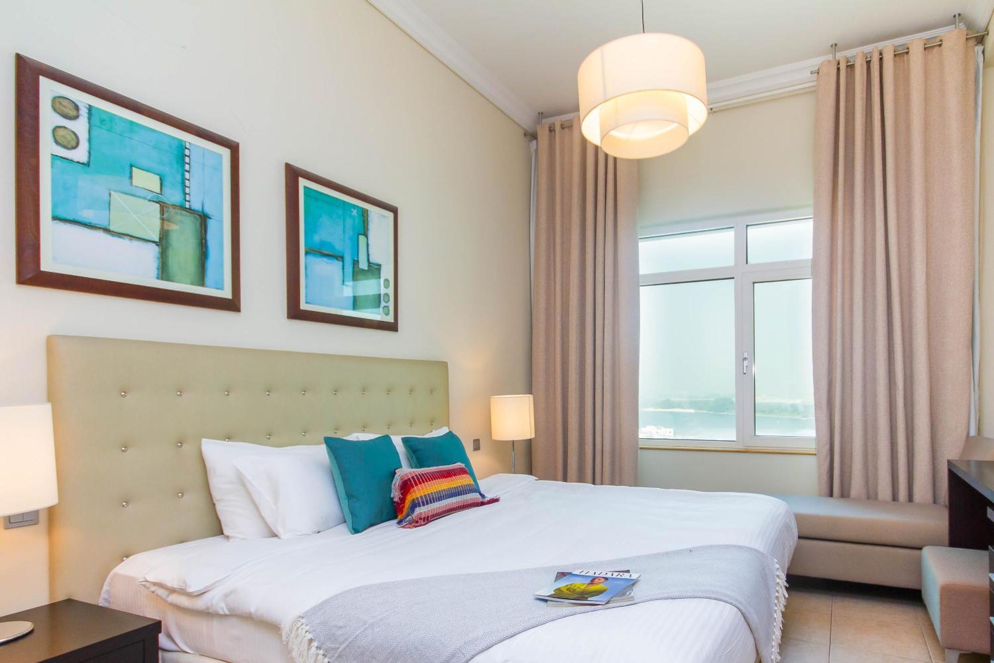 Bespoke Homes - Palm Jumeirah- 1 Bedroom Sea View With Pool & Access, Al Haseer Appartement