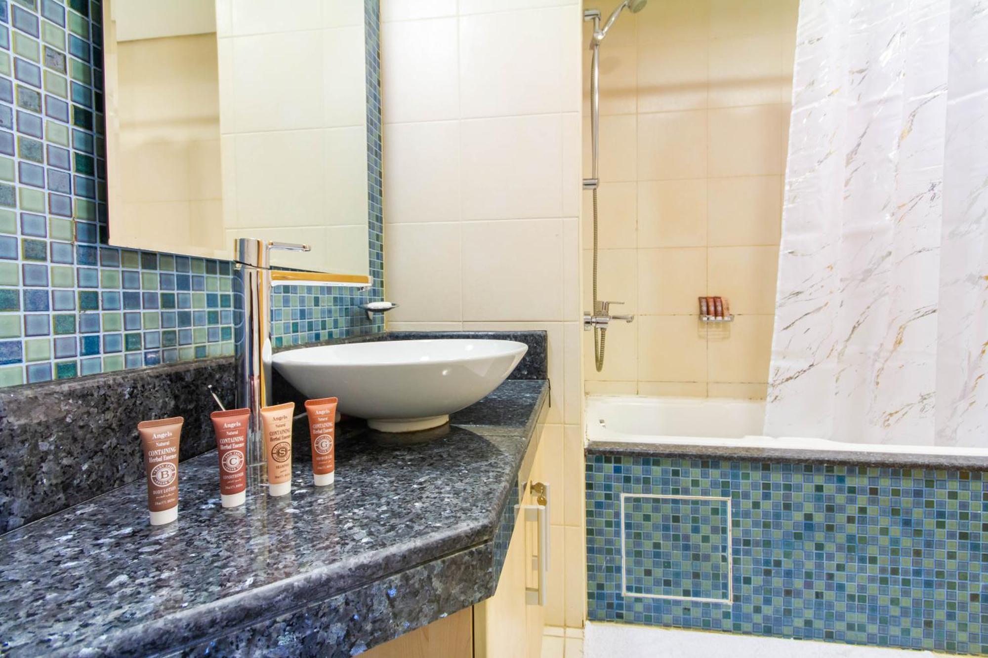 Appartement Bespoke Homes - Palm Jumeirah- 1 Bedroom Sea View With Pool & Access, Al Haseer Dubai
